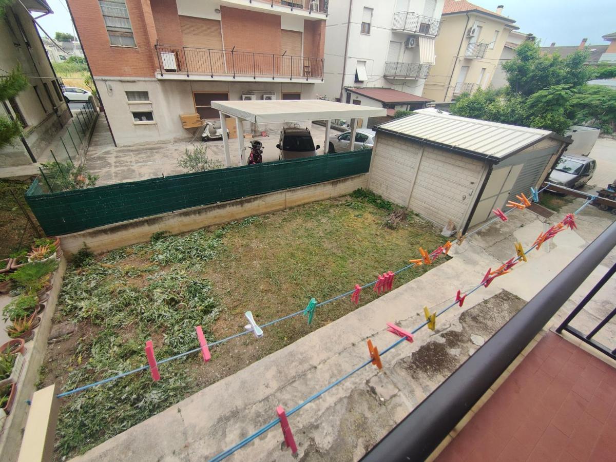 Ani Apartment Porto Sant'Elpidio Luaran gambar